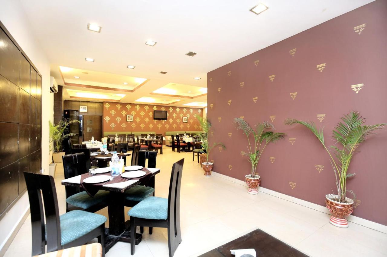 Capital O 15395 Hotel 42 Amritsar Exterior photo