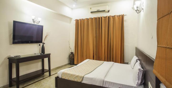 Capital O 15395 Hotel 42 Amritsar Exterior photo